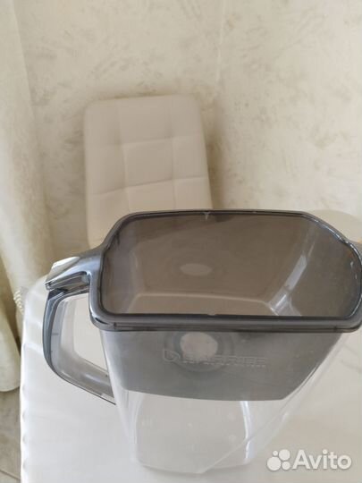 Фильтр кувшин для воды барьер