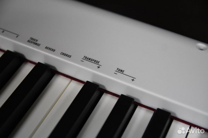 Цифровое пианино Casio + Аксессуары