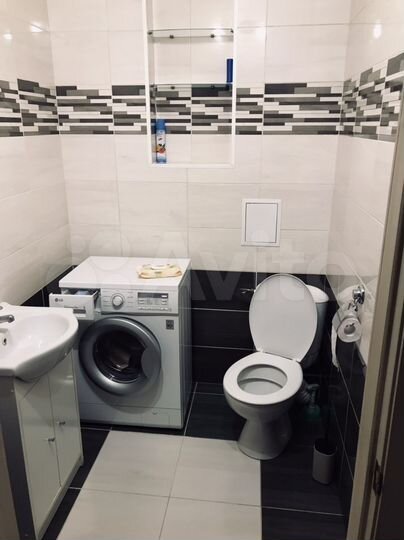 2-к. квартира, 64 м², 2/9 эт.