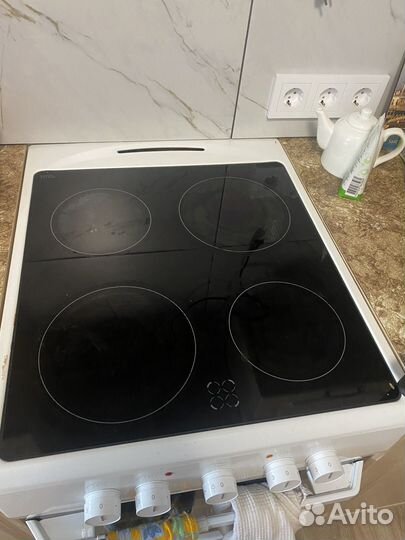 Плита электрическая Hansa fccw-53000