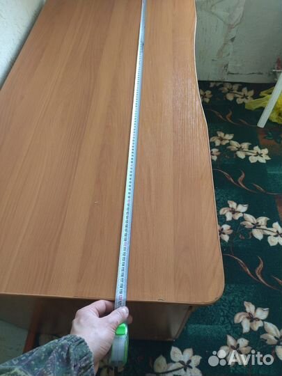 Письменный стол для школьника /для офиса