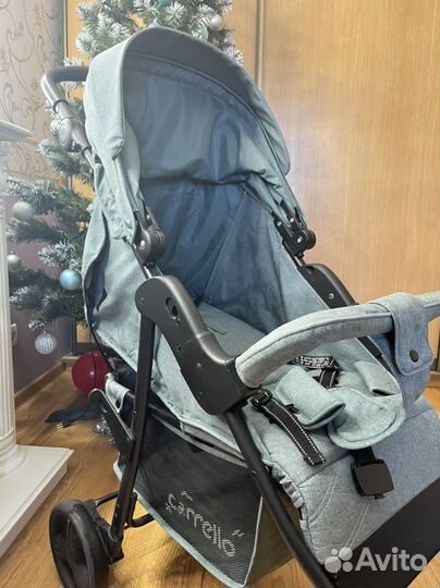 Прогулочная коляска