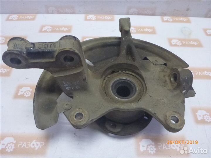 Кулак поворотный передний правый Renault Megane