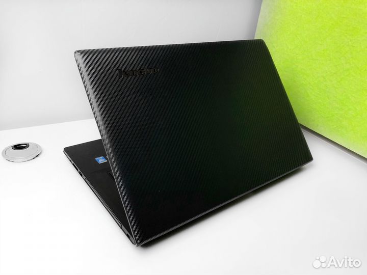 Компактный ноутбук Lenovo с full HD