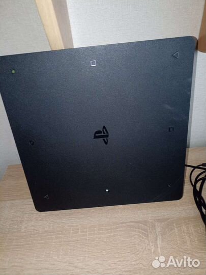 Sony PS4 slim 1tb