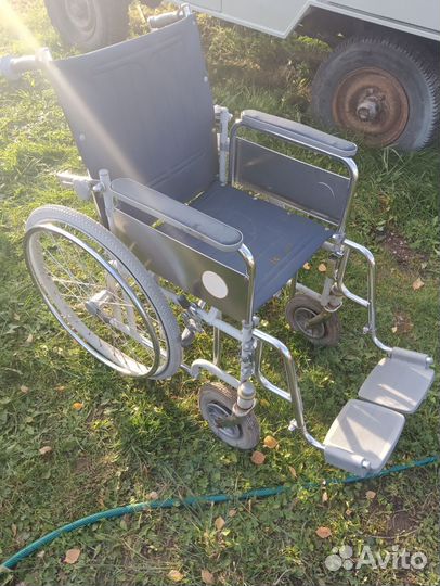 Инвалидная коляска складная бу