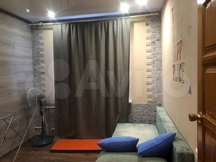 2-к. квартира, 63 м², 5/5 эт.