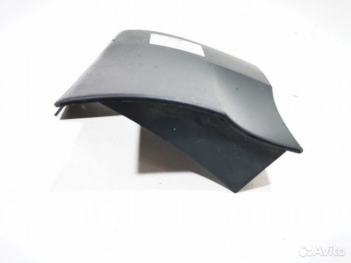 Молдинг крыла переднего левого Land Rover 5