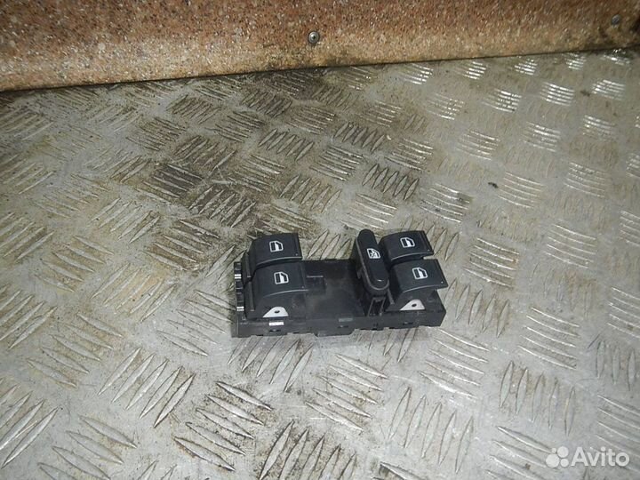 Блок управления стеклоподъемниками, Volkswagen (Фо