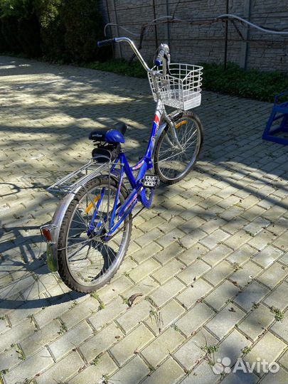 Велосипед взрослый женский с корзиной