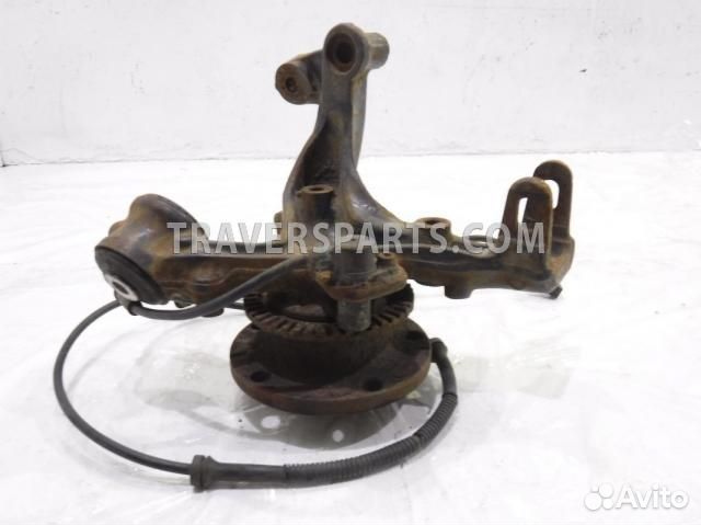 Кулак задний левый Ауди A4 B6