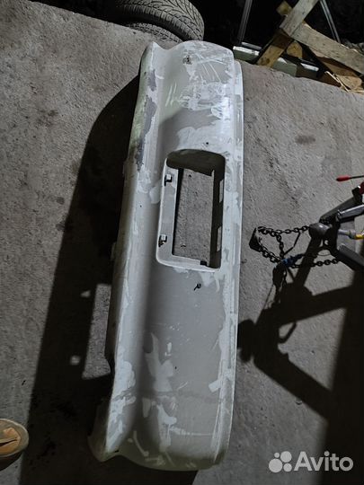 Задний бампер toyota mark 2 90