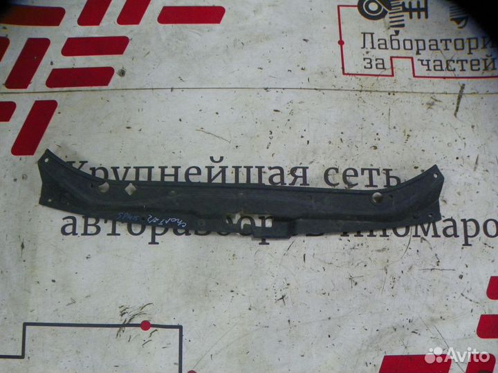 Кожух замка капота Nissan Qashqai+2