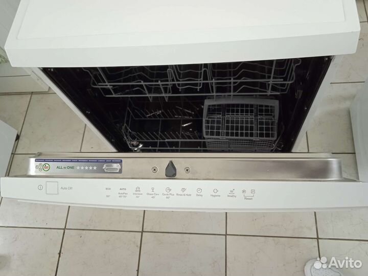 Посудомоечная машина Electrolux 60