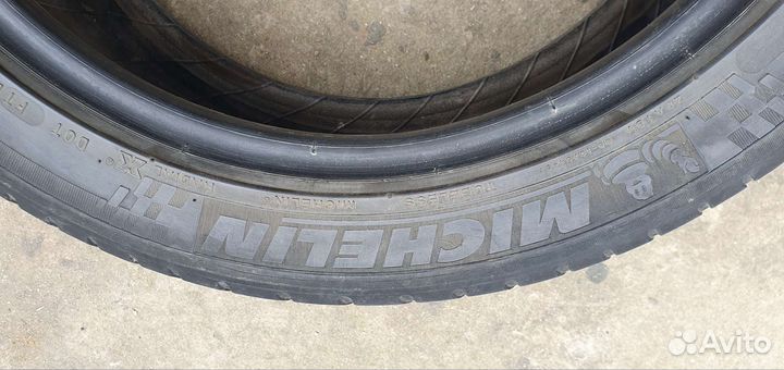 Michelin Alpin 5 235/45 R18 98Y