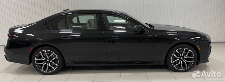 BMW 7 серия 4.4 AT, 2023, 15 км