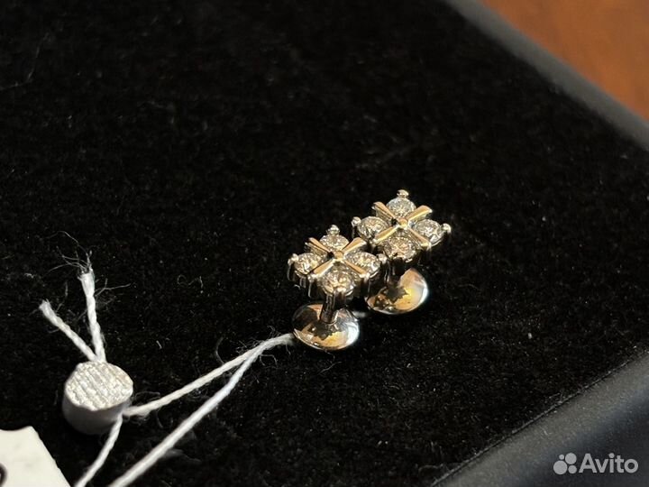 Золотые пуссеты с бриллиантами 0.30ct