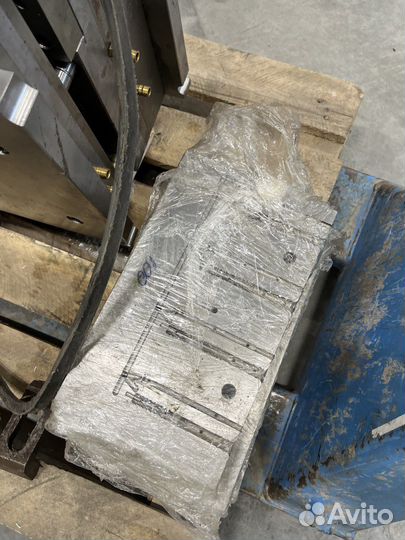 Прессформа дюбель 