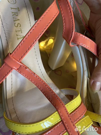 Босоножки женские 39 размер