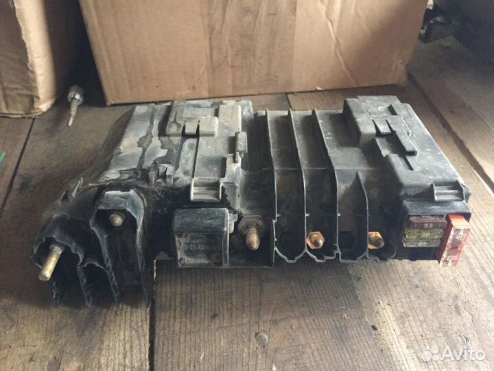 Блок предохранителей Mercedes S-class W221