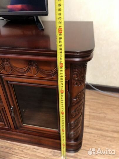 Тумба под телевизор