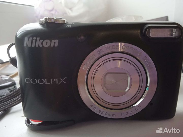 Компактный фотоаппарат