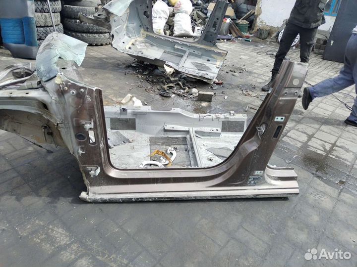 Порог левый Фольксваген поло седан 2016 г