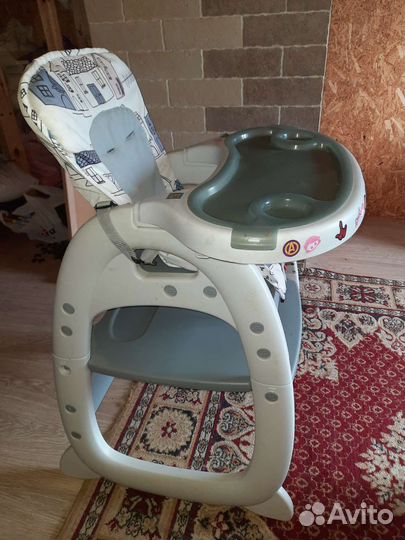 Стульчик для кормления