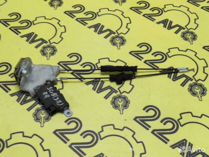 Замок двери задний правый Subaru Forester SG9