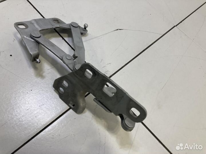 Петля капота правая Mercedes-Benz M-Class ML W166