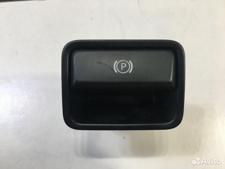 Кнопка фиксатора стояночного тормоза Mercedes-Benz