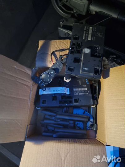 Сиденья комплект Mercedes-Benz E-Class W211