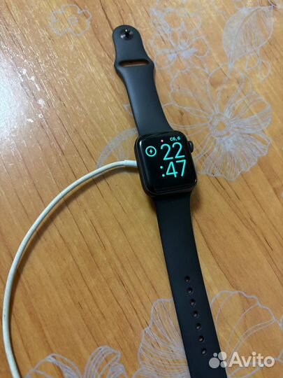 Часы apple watch se 40 mm 2020