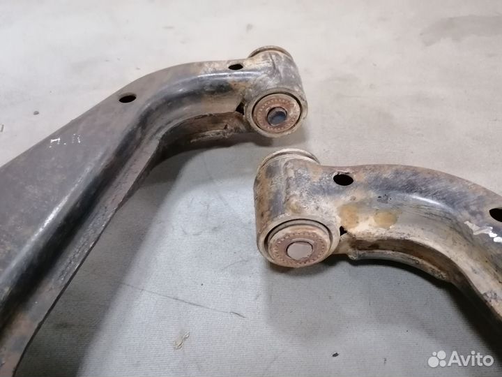 Рычаг передний Toyota Lite Ace 1985-1992