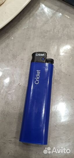 Зажигалка крикет