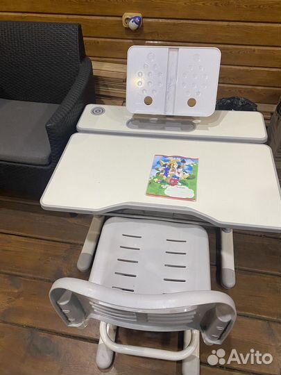 Детский стол и стул