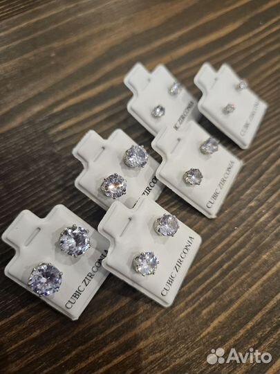 Серьги с цирконами
