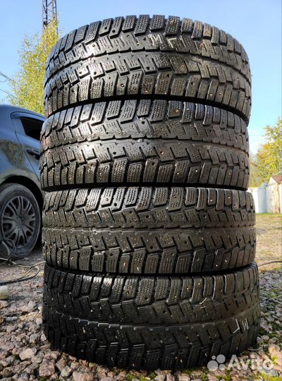 Matador MPS 500 Sibir Ice Van 225/70 R15C 112R