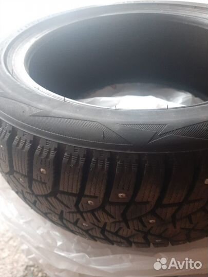 Bridgestone Blizzak Spike-02 195/50 R15 82