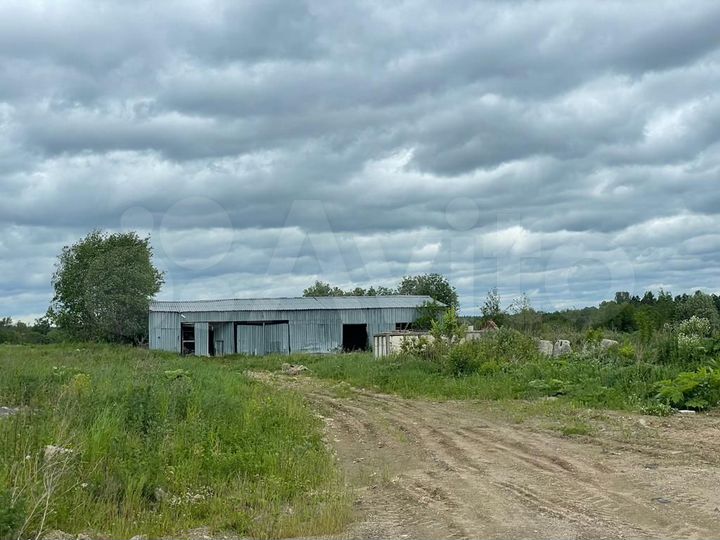 Здание, 900 м²