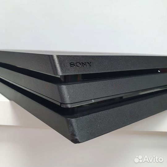 Sony PS4 PRO 1TB + 11 игр