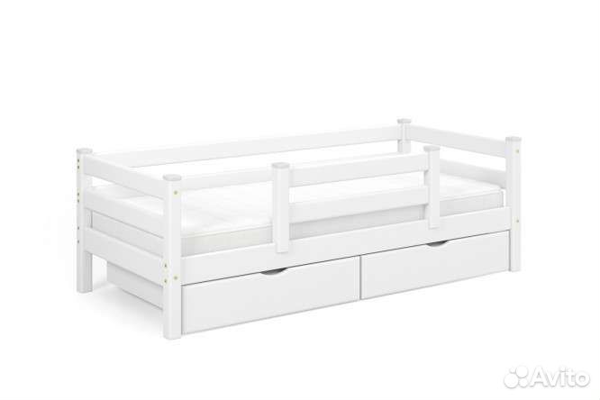 Кровать детская из массива дерева