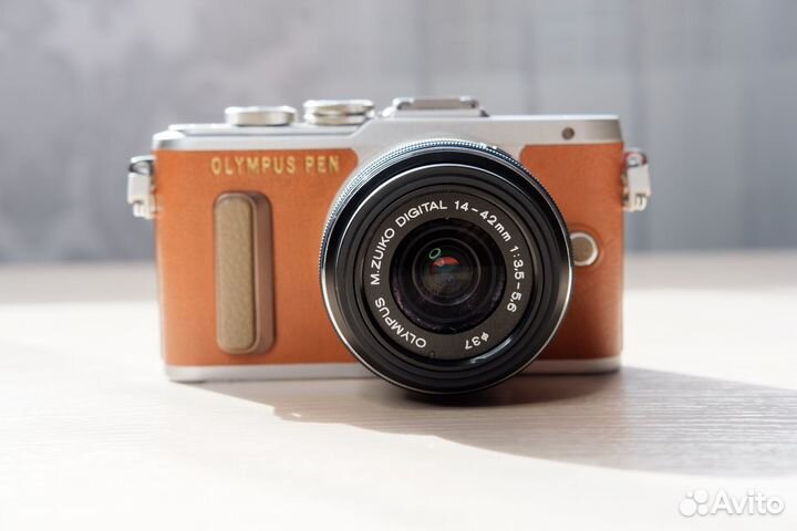 Olympus pen e pl8 kit + комплект