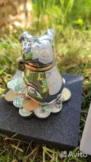Статуэтка Хрюшка с монетами евро