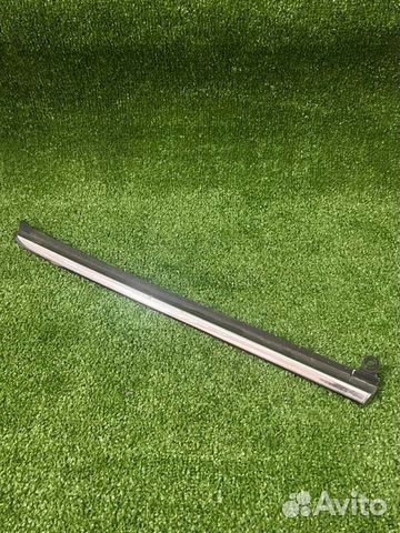 Молдинг стекла задний правый Lexus Gx470 120