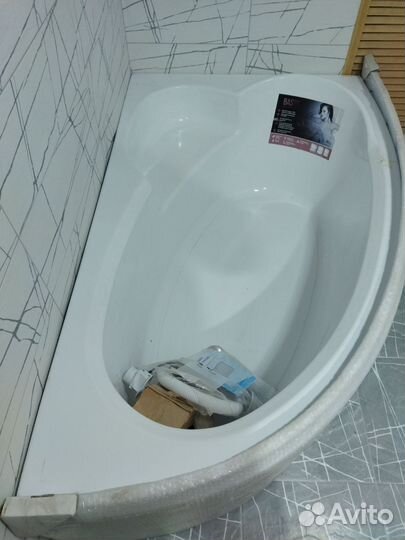 Ванна акриловая 160 /100