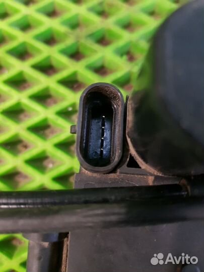 Замок двери передний правый Chery Tiggo