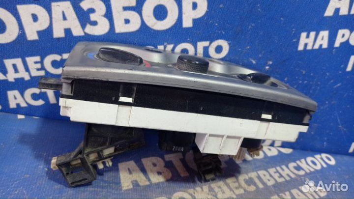 Блок управления печкой Chevrolet Aveo T200 седан