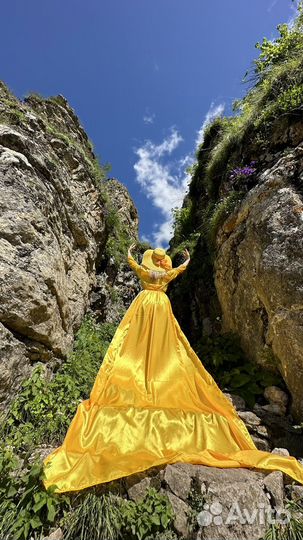 Атласное платье на прокат