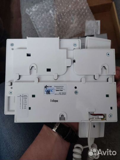 Монитор видеодомофона VM400-4CL